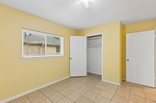 Building Photo - 2747 Sicklepod Dr