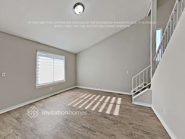 Building Photo - 3869 S Uravan St