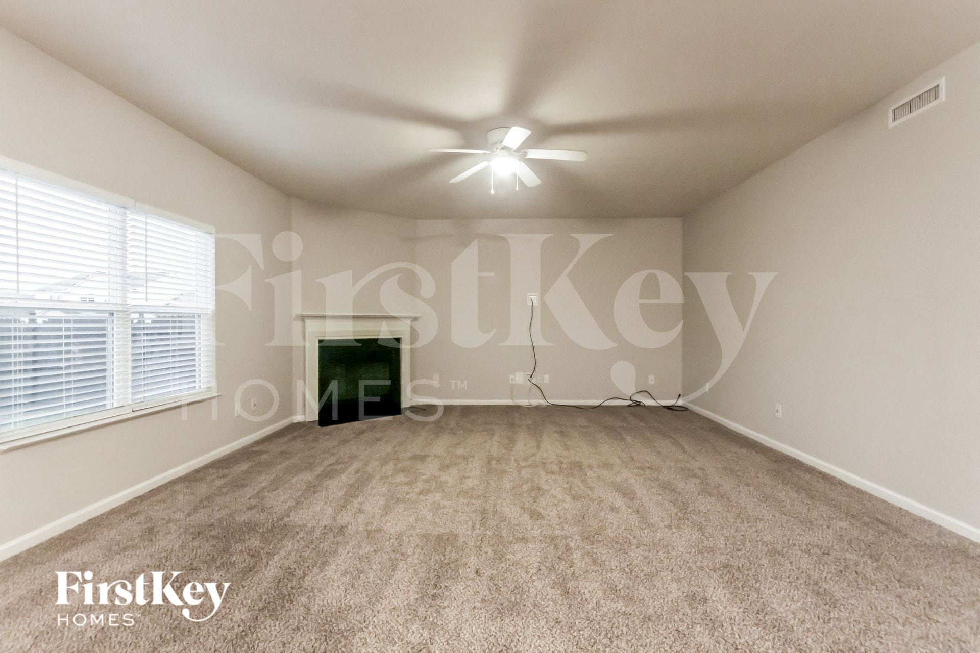 Building Photo - 7715 Firecrest Ln