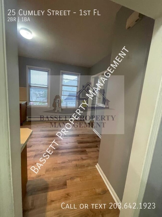 Building Photo - 25 Cumley St