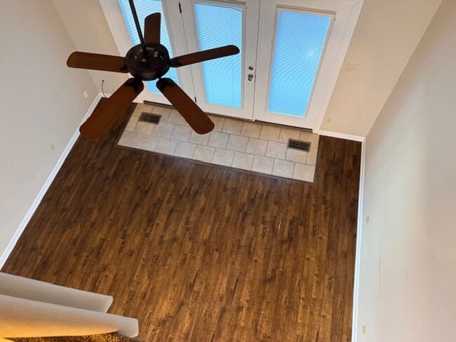 Building Photo - Maryville 37803 - 3 bedroom condo with bonus room - Call Troy Adams (865) 233-6949