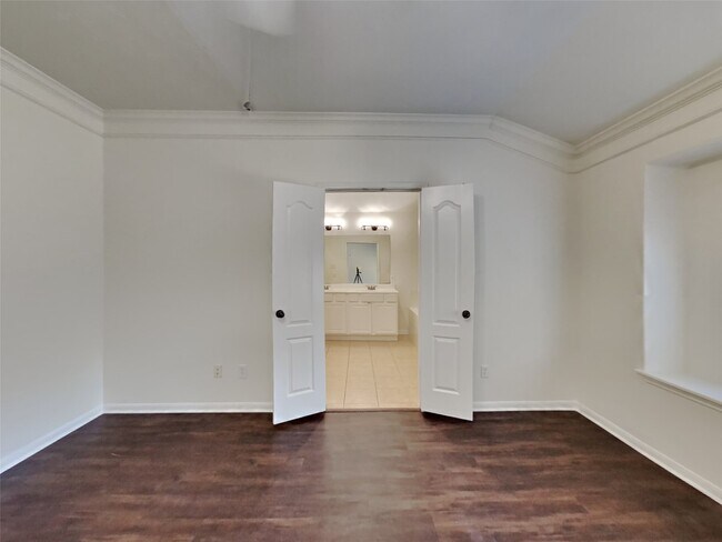 Building Photo - 30202 Deleon Fields Dr