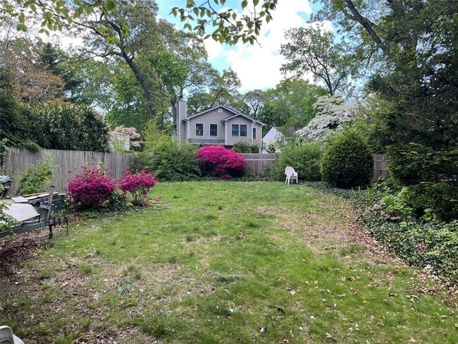 Building Photo - 55 Ridgefield Rd