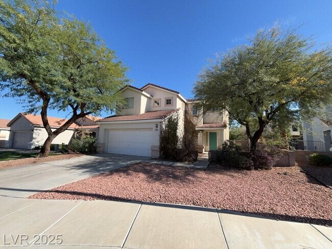 Building Photo - LIMITED TIME ONLY! 2 WEEKS FREE RENT *excludes recurring fees* Charming 3-Bedroom Oasis on Butter...