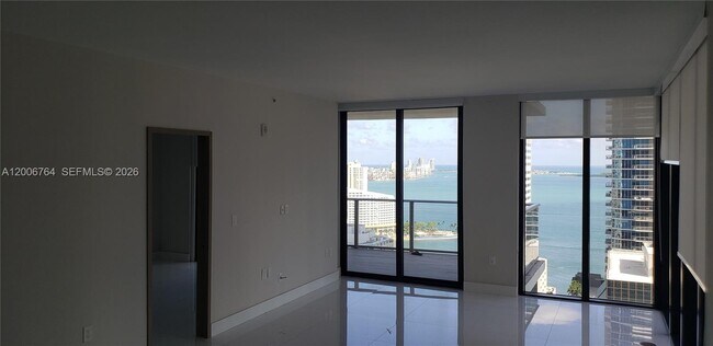 Building Photo - 1010 Brickell Ave