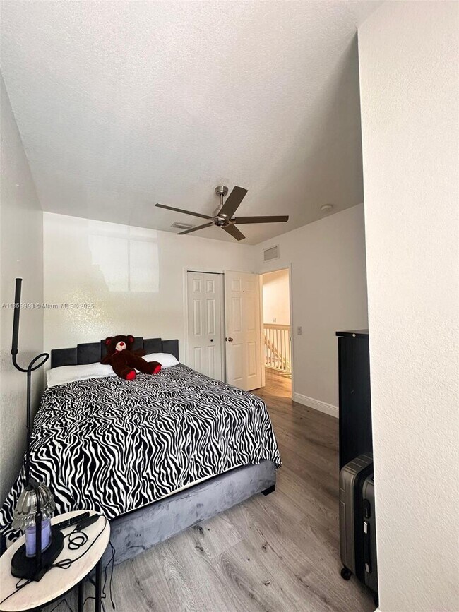 Building Photo - 4226 SW 156th Ave