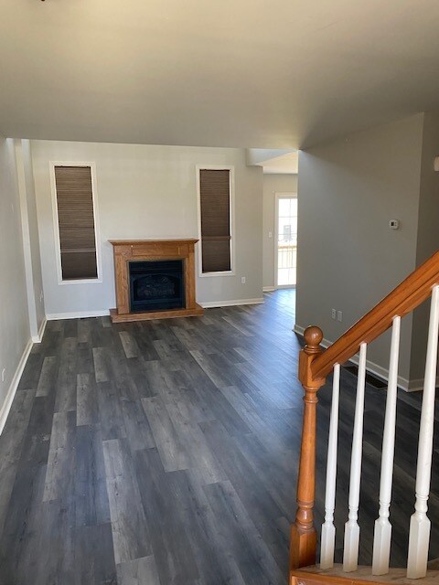 Building Photo - 658 S Keyser Ave