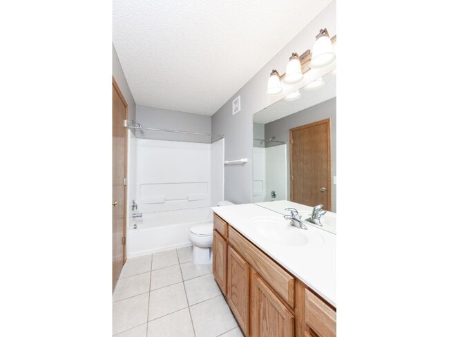 Building Photo - 7134 Merrimac Ln N