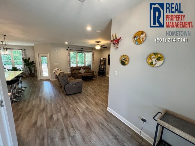 Building Photo - 25 Emma Dr