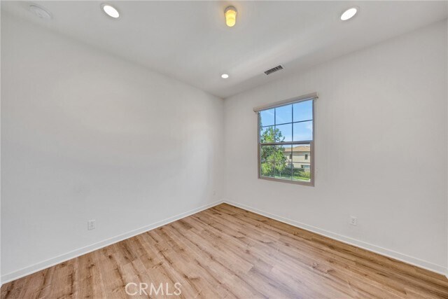 Building Photo - 137 Briarberry