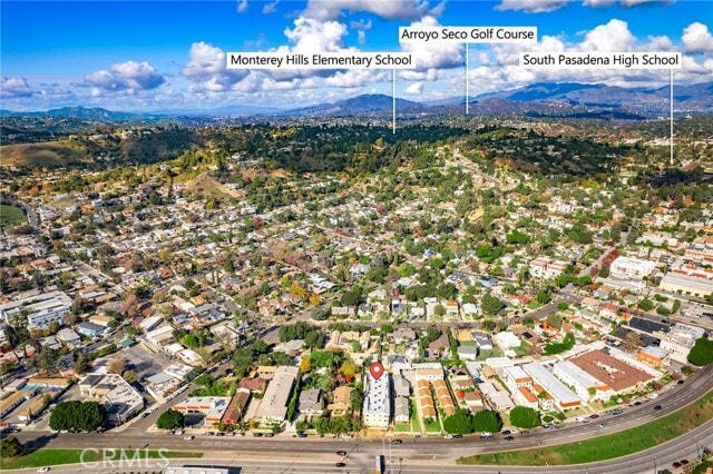 Building Photo - 5639 Huntington Dr