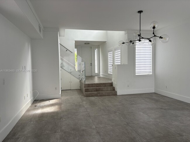 Building Photo - 3172 NE 211th St