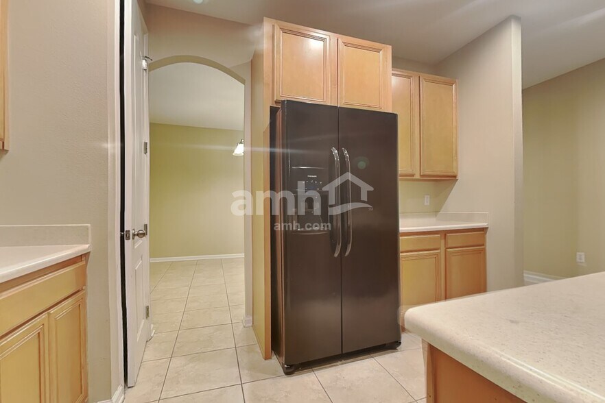 Building Photo - 3901 Ringneck Dr
