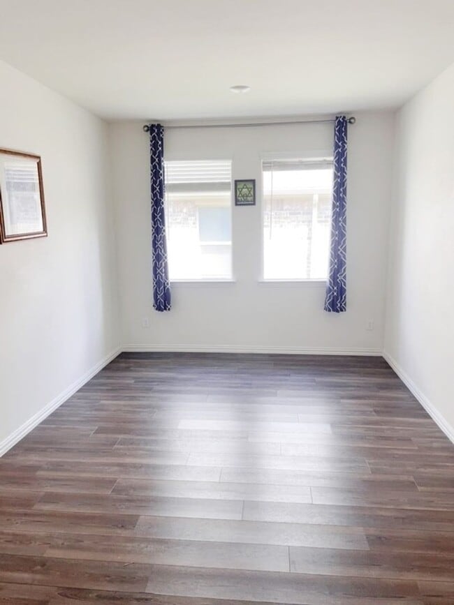 Building Photo - Spacious 4BR House in Forney , near by bes...