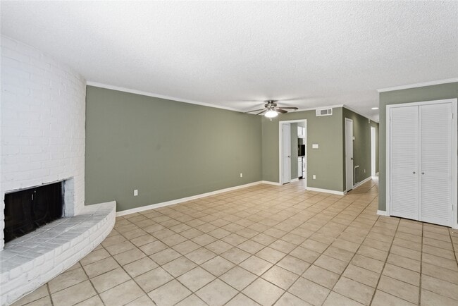 Building Photo - 8321 Nairn St