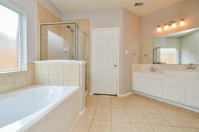 Building Photo - 25418 Lockspur Dr
