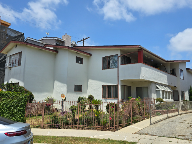 Primary Photo - 12079 Lamanda St