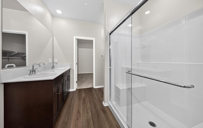 Building Photo - 1037 Yuzu Wy