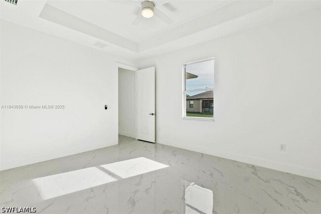 Building Photo - 2516 Park Rd