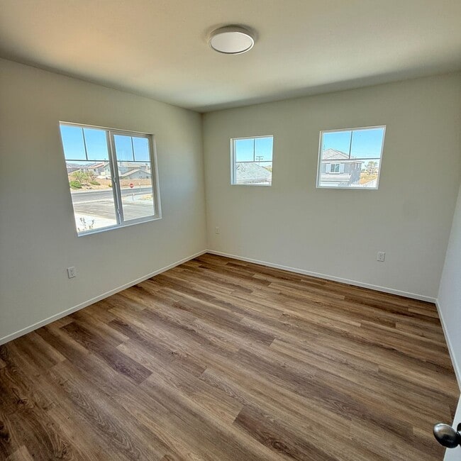 Building Photo - 11715 Sebastian Rd