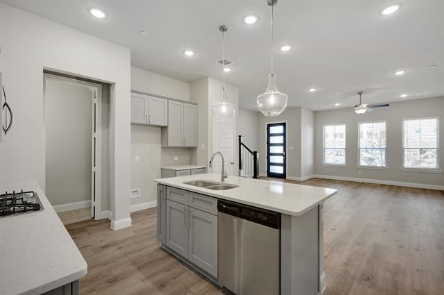 Building Photo - 325 Colusa Dr