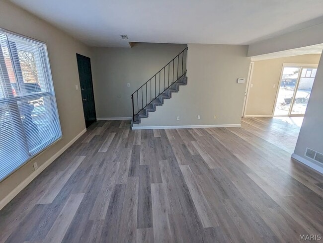 Building Photo - 709 Ganim Dr