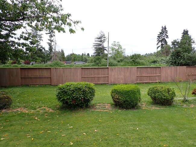 Building Photo - Great Puyallup Valley Rambler