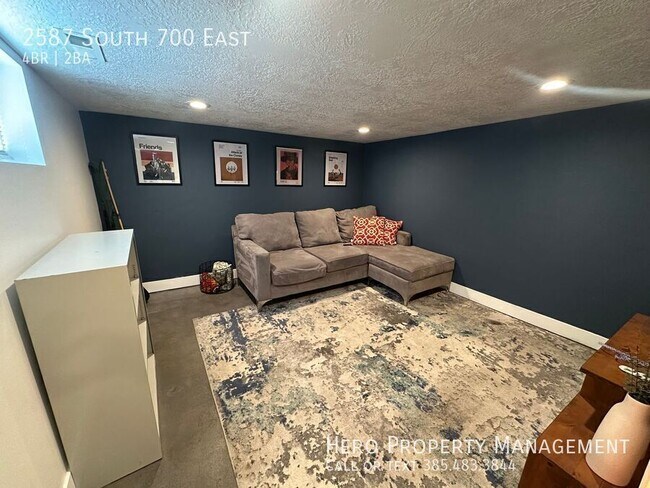 Building Photo - 2587 S 700 E