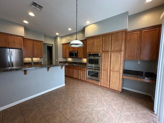 Building Photo - 10615 Summer Glen Dr