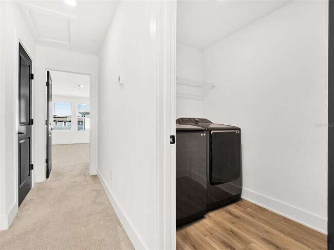 Building Photo - 12452 Koshiba Alley