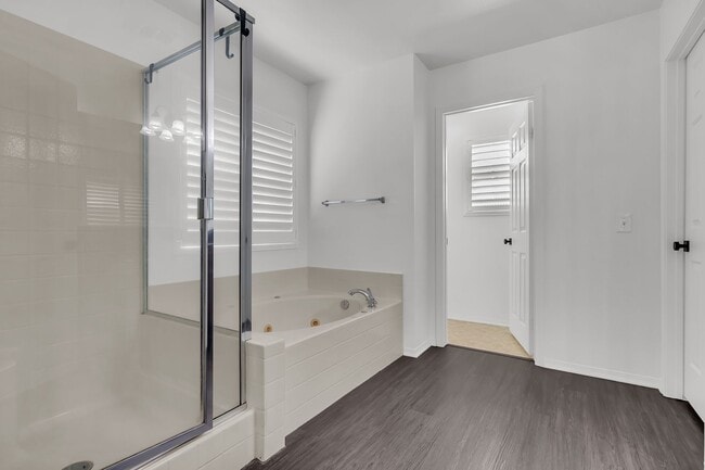 Building Photo - 15696 Pecan Ln