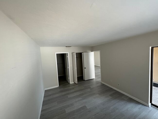 Building Photo - 27671 Arroyal Rd