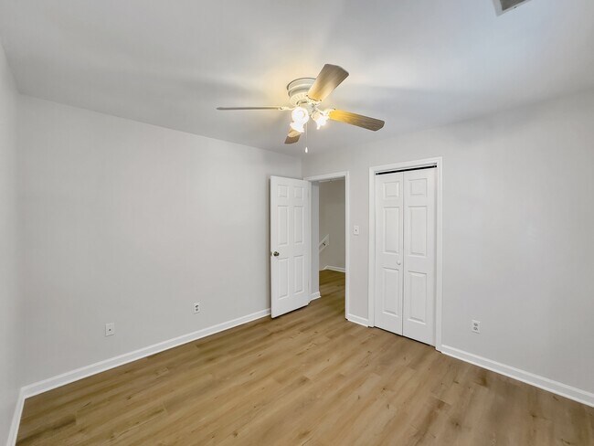 Building Photo - 312 Trappers Run Dr