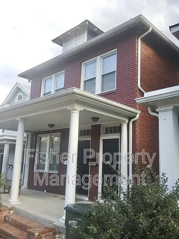 Building Photo - 1514 Bainbridge St