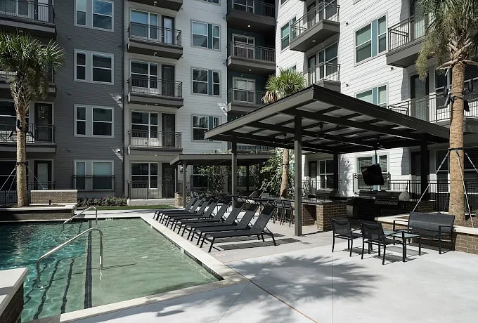 Building Photo - 4001 Ross Ave