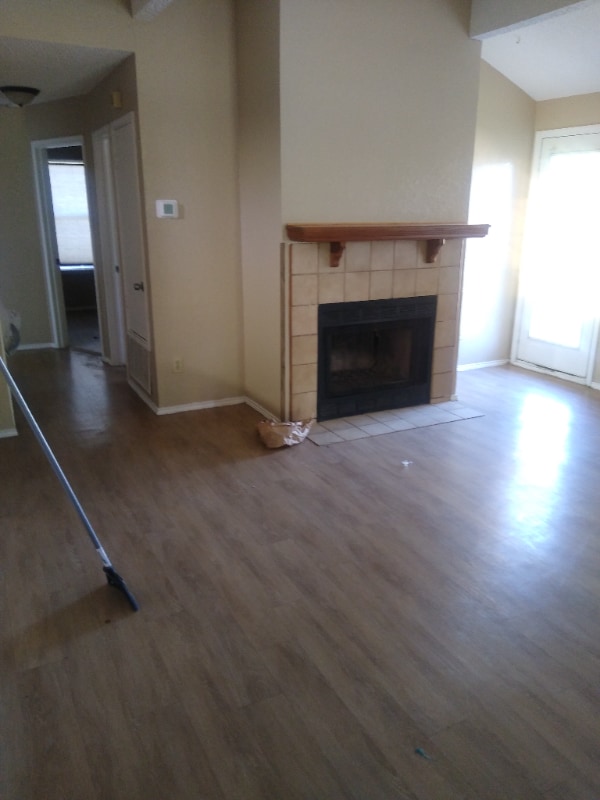 Building Photo - 415 Valley Mills Dr