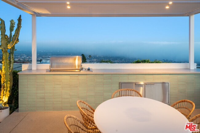 Building Photo - 1227 Tellem Dr