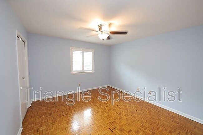 Building Photo - 3719 Jamestown Cir