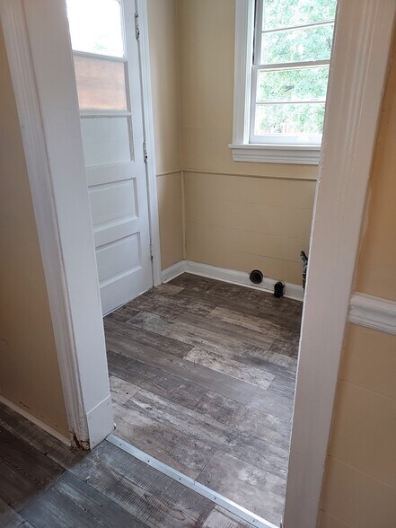 Utility room and back door - 4848 Brenda Dr