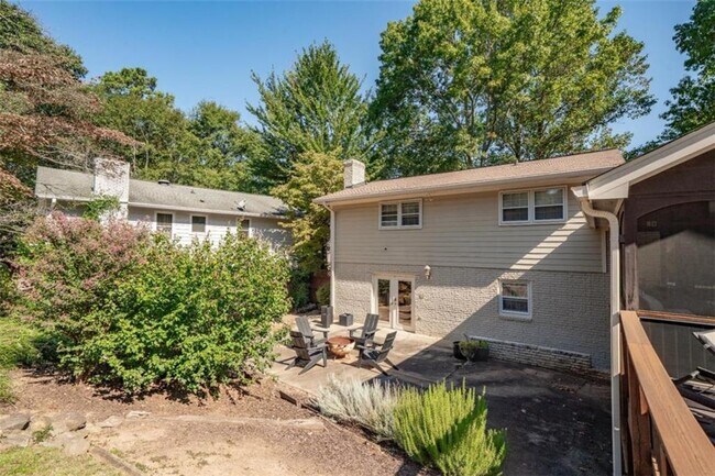 Building Photo - 1799 Ashentree Ct