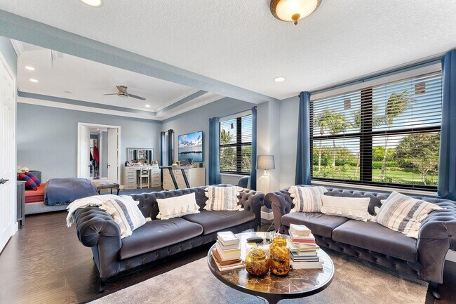 Building Photo - 9173 Delemar Ct