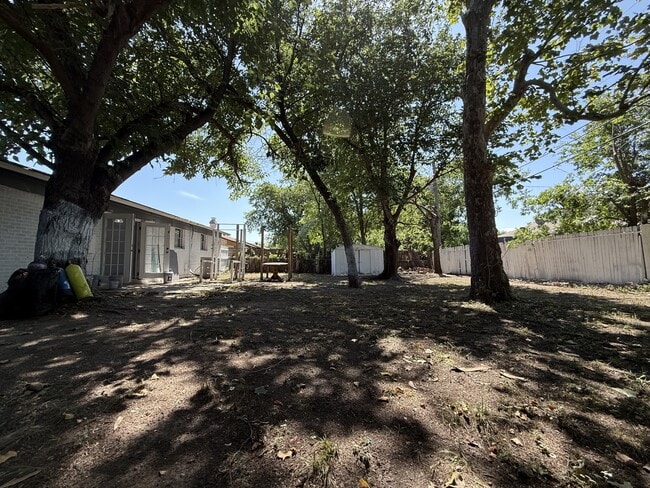Building Photo - 5736 Shipp Dr