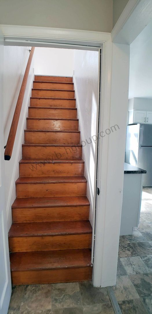 Building Photo - New Listing!