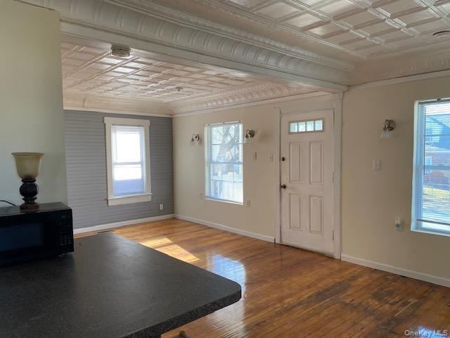 Building Photo - 103 Watkins Ave