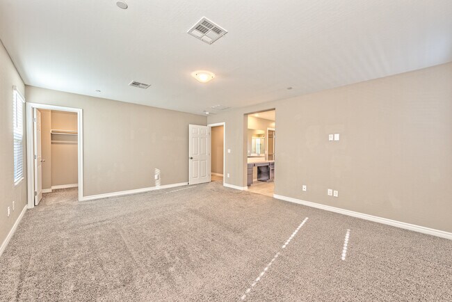 Building Photo - 3215 Gardenia Falls Ct