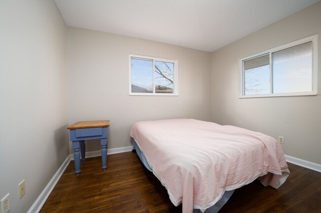 Building Photo - Beautiful 3 Bedroom Home outside of Centerville