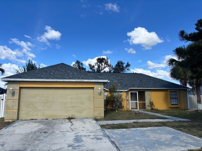 Building Photo - 2111 Hancock Bridge Pkwy