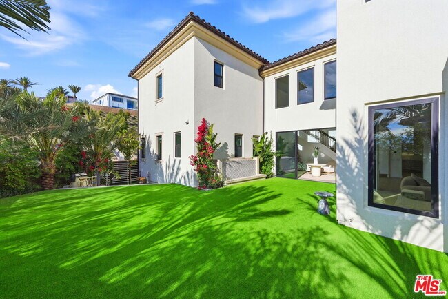 Building Photo - 20448 Liverpool Way