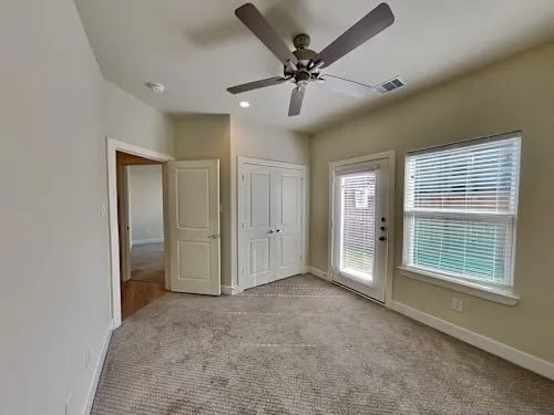 Building Photo - 10530 Executive Lake Dr