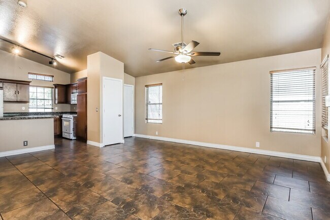 Building Photo - 2231 N 89th Ave